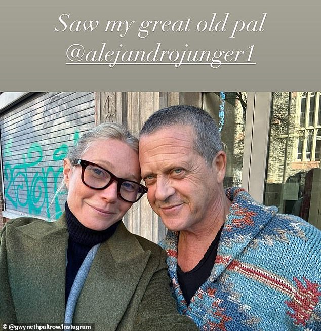 Amigos: Durante su viaje por Nueva York, Paltrow pudo conocer a su amigo, el Dr. Alejandro Junger, cardiólogo de LA y autor del manual de salud Clean